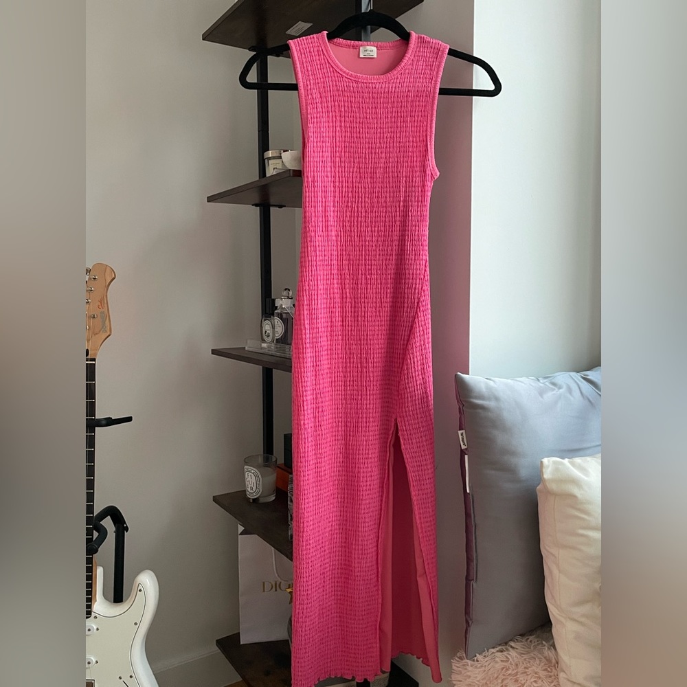 Aritzia Wilfred pink midi dress with slit